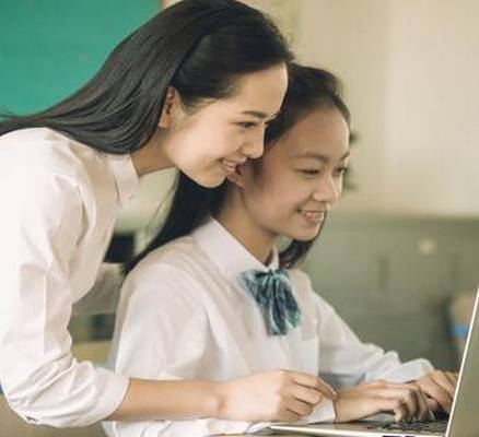 外教在中国教学需要资质吗？到哪里找网课好一些？